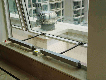 开窗机厂家的产品为什么适合在高层建筑中使用？
